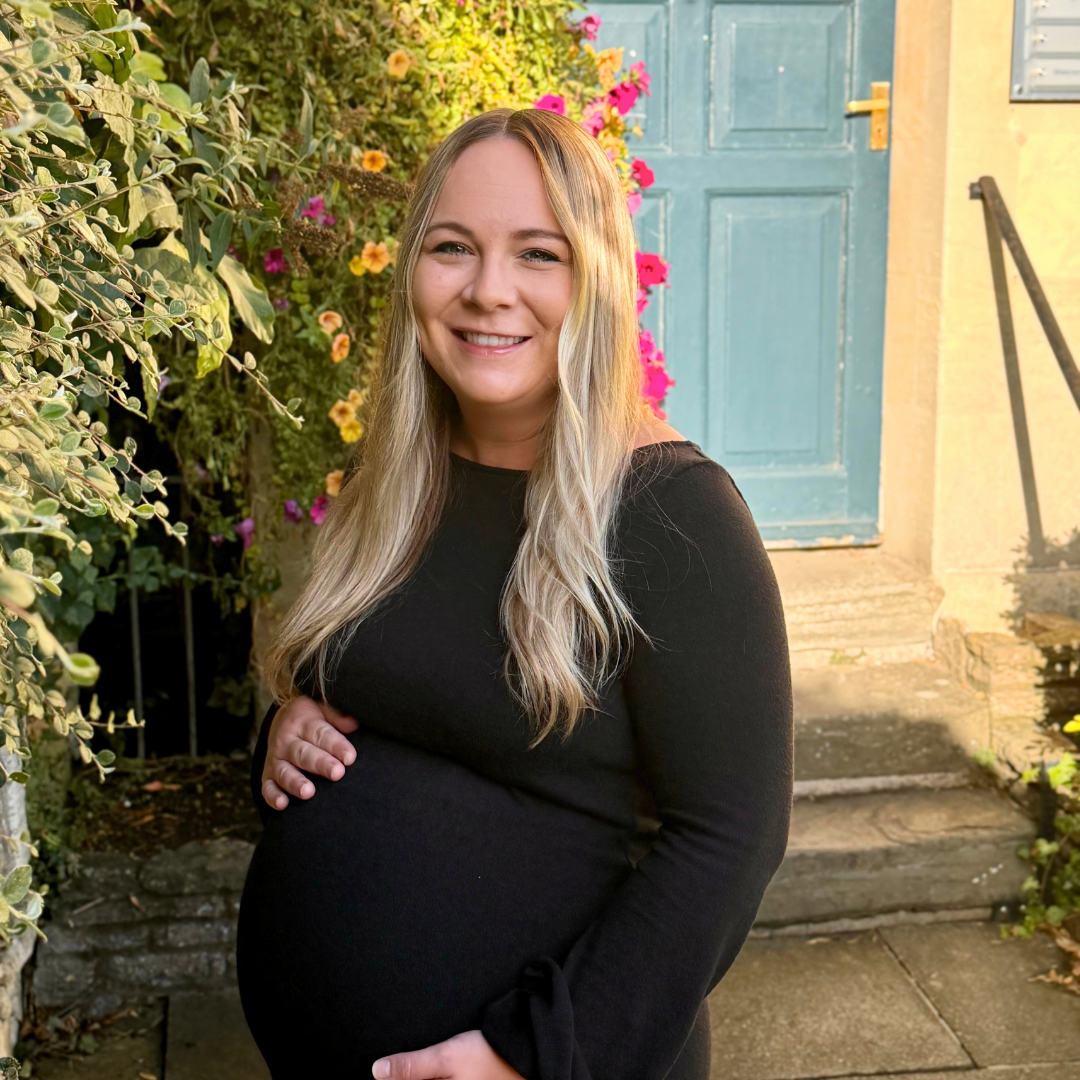 Lydia Bump Photo (1080 x 1080 px)
